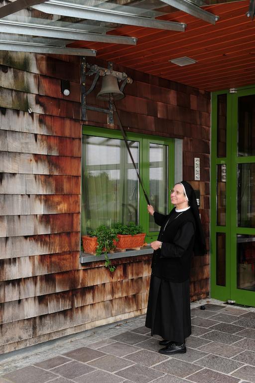 ホテル Haus Maria Lindenberg ザンクト・ペーター エクステリア 写真